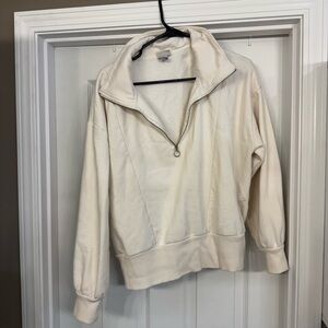 Pullover sweater with 1/2 zip, size L
